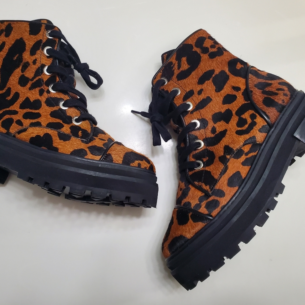 SCHUTZ Maylova LEOPARD Boots - Picture 3 of 11